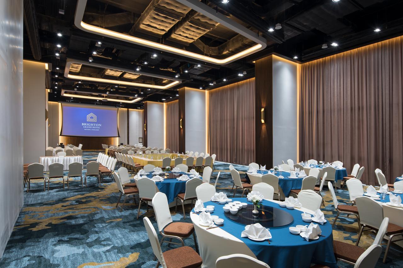 Brighton Grand Hotel Pattaya - Sha Extra Plus Exterior foto The ballroom